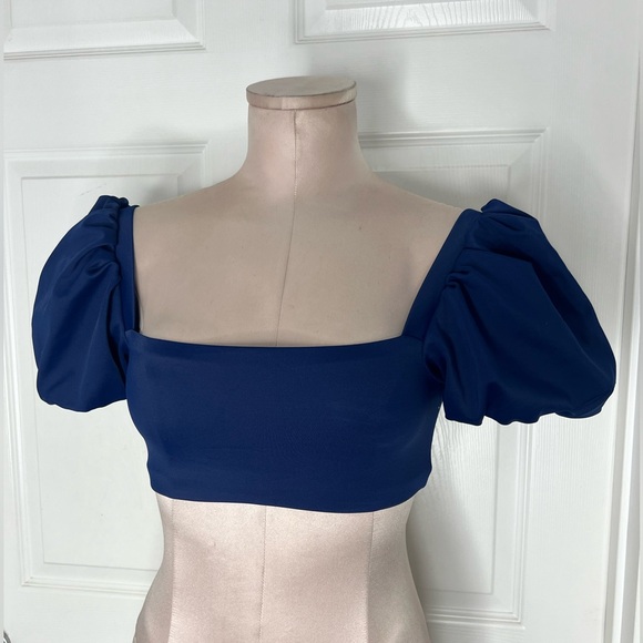 Agua Bendita Calista Puff Sleeve Tie Back
Bikini Top Blue Sz S - Picture 7 of 11